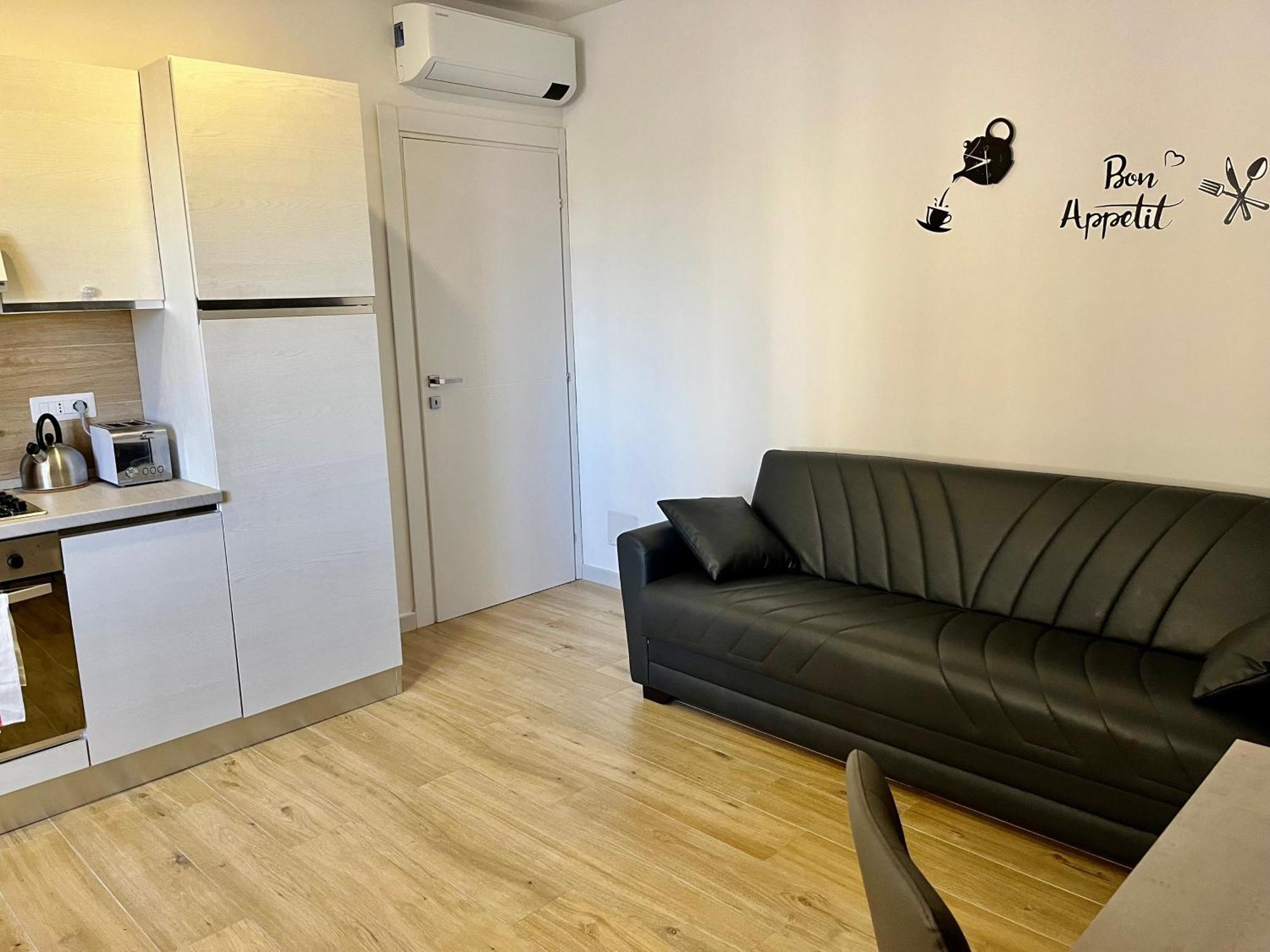 Solemar Apartments Kennedy Алгеро Екстериор снимка