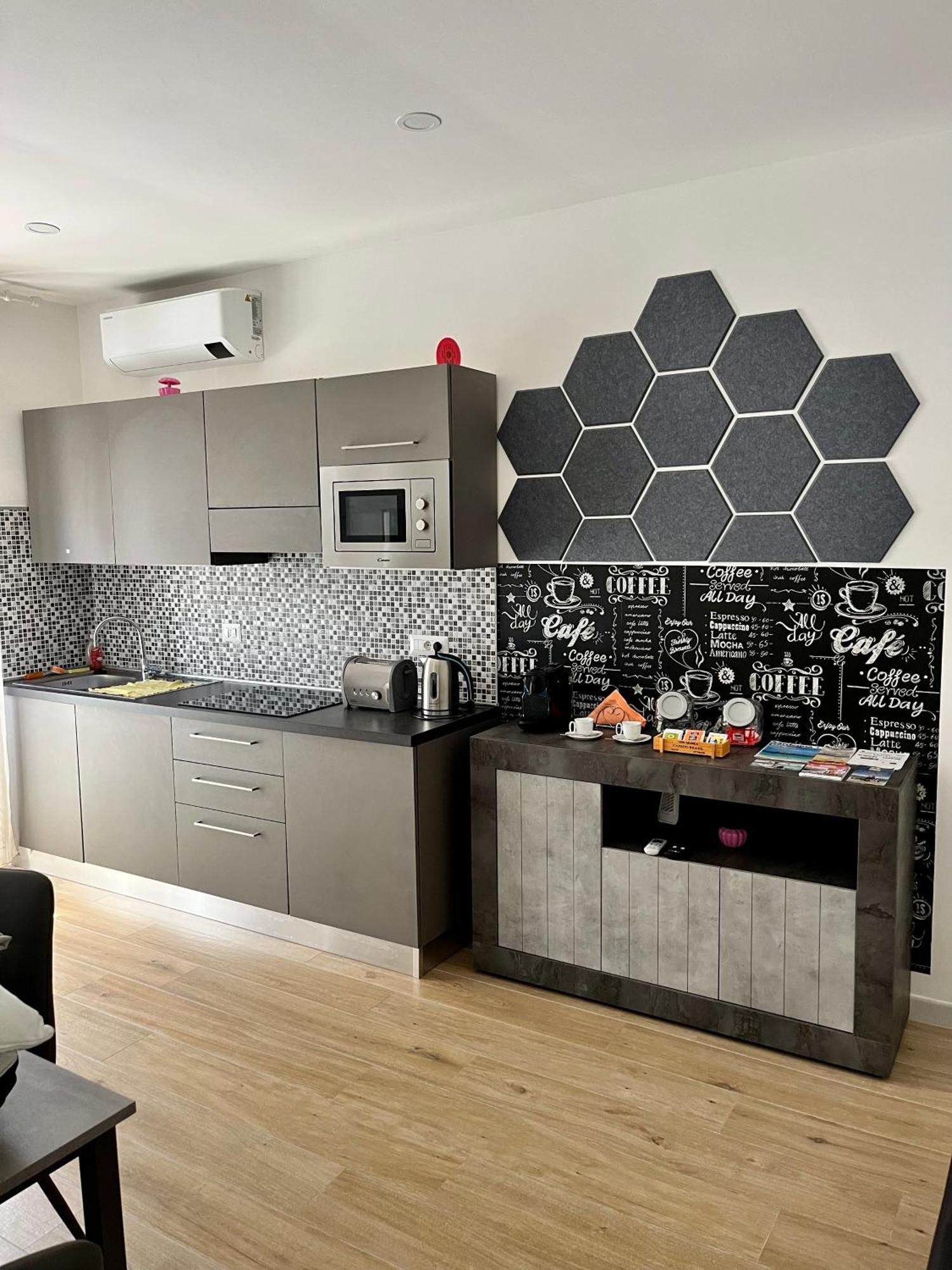 Solemar Apartments Kennedy Алгеро Екстериор снимка