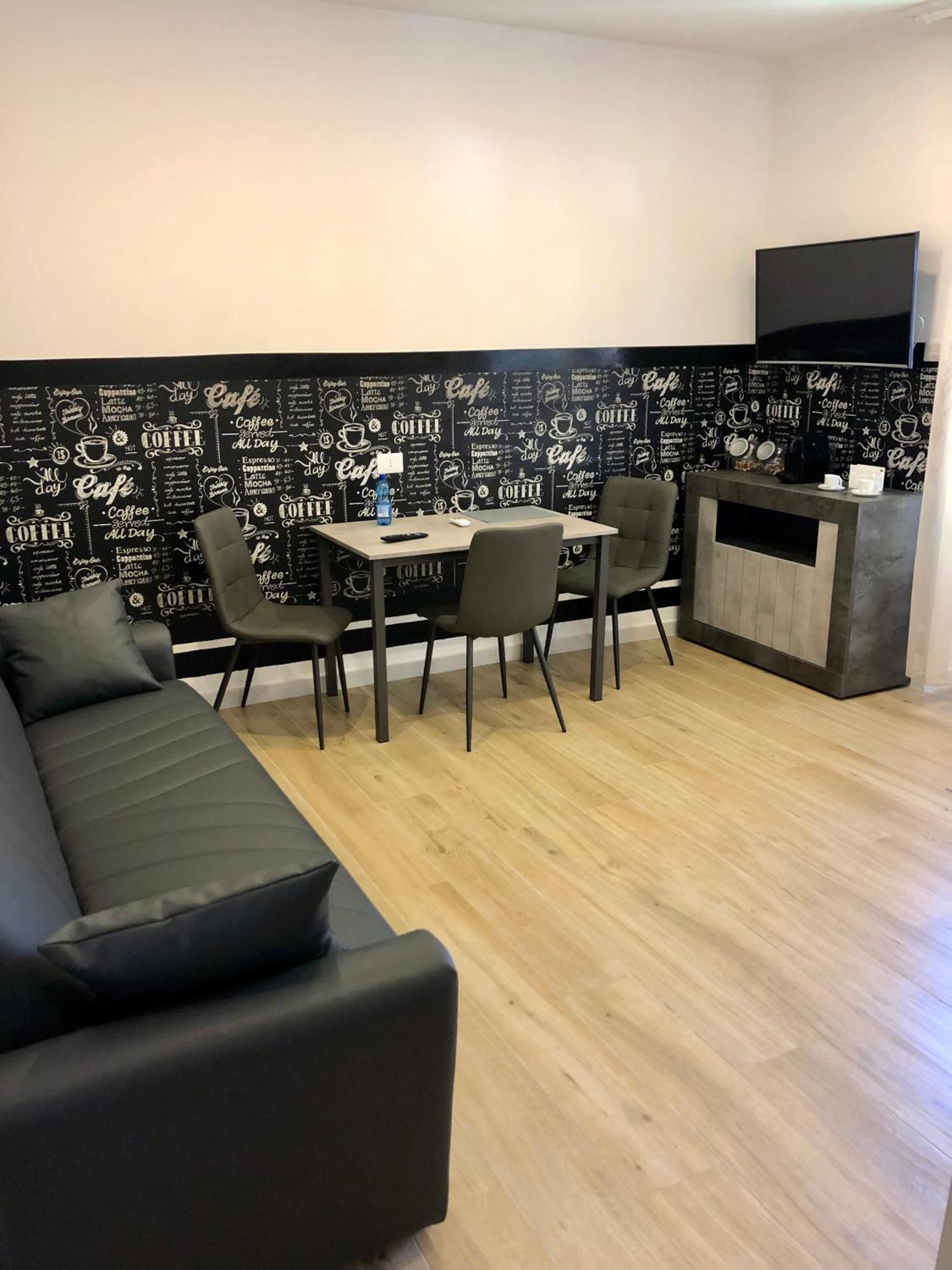 Solemar Apartments Kennedy Алгеро Екстериор снимка