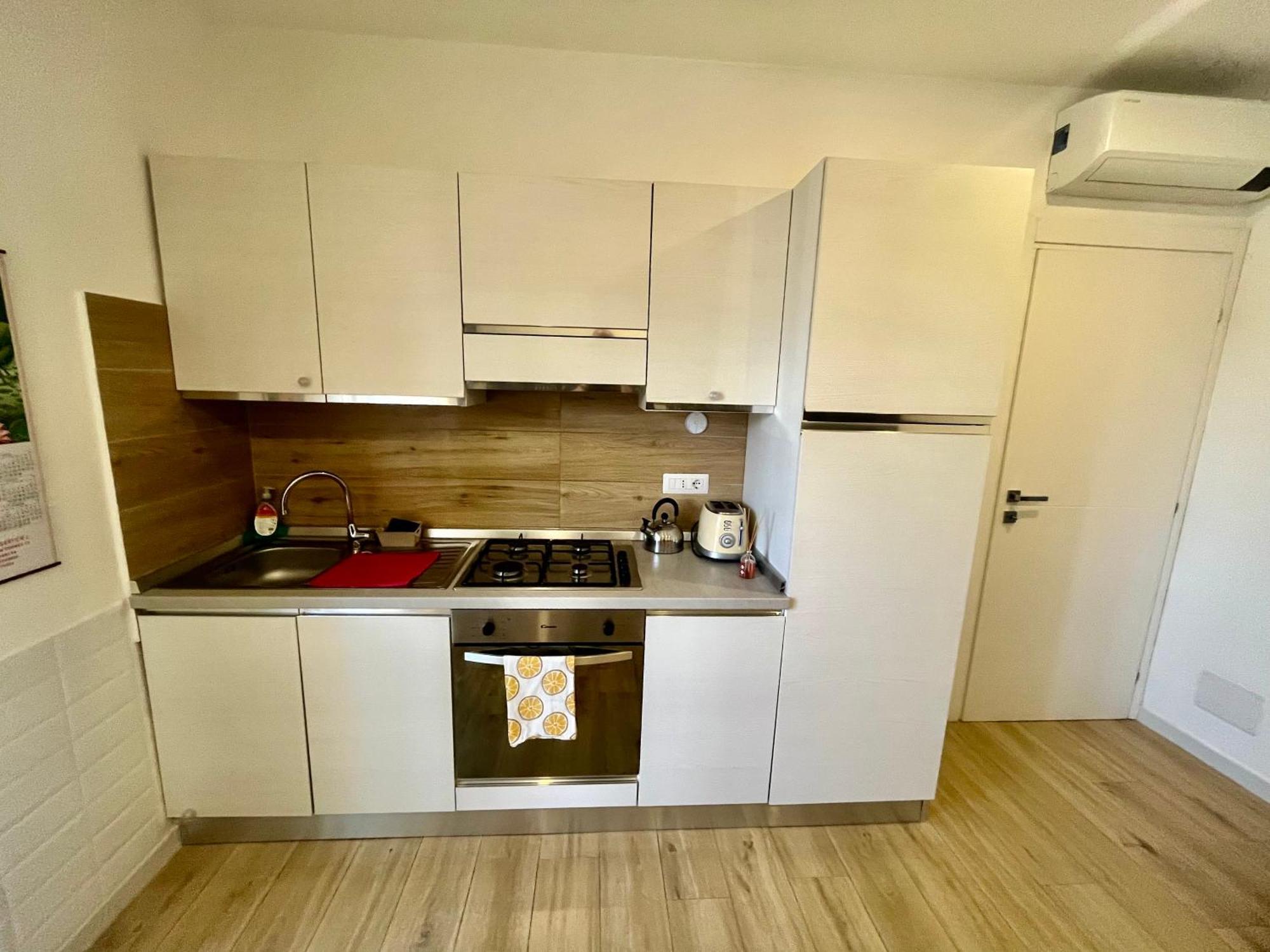 Solemar Apartments Kennedy Алгеро Екстериор снимка